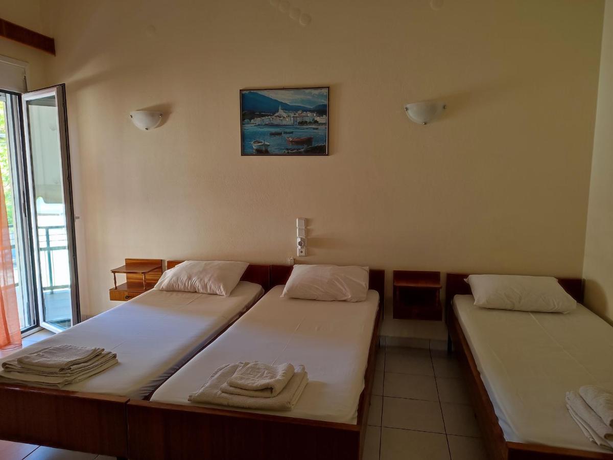 Περσεφονη Hotel Kamena Vourla Ngoại thất bức ảnh