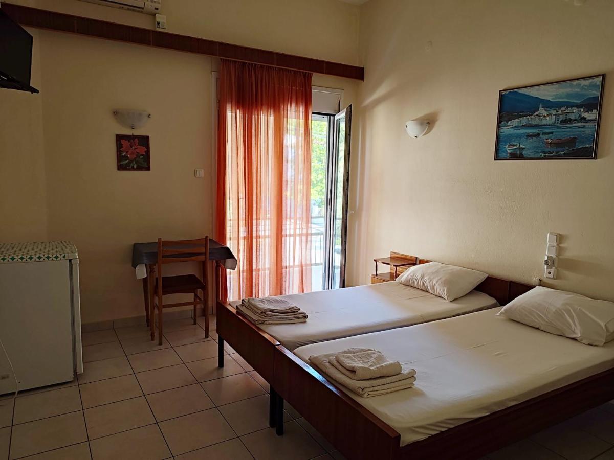 Περσεφονη Hotel Kamena Vourla Ngoại thất bức ảnh