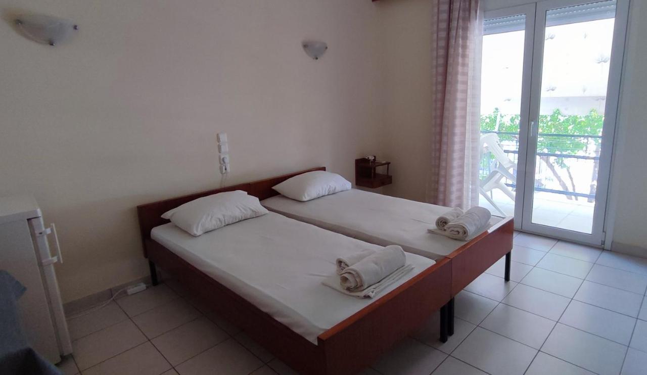 Περσεφονη Hotel Kamena Vourla Ngoại thất bức ảnh