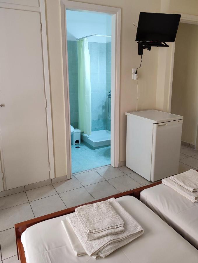 Περσεφονη Hotel Kamena Vourla Ngoại thất bức ảnh